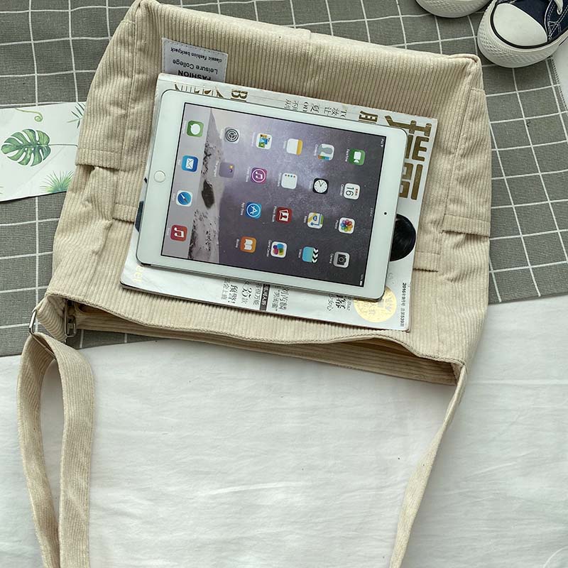 حقيبة كتف من قماش قطن – أسلوب غير رسمي وأنيق