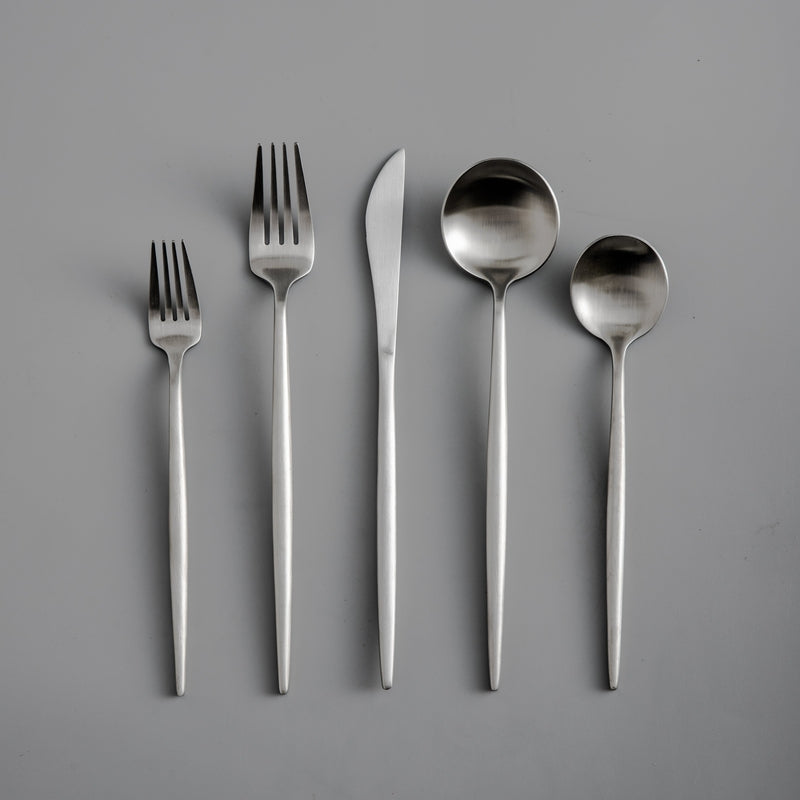 Cutlery Set – Sleek and Functional Style