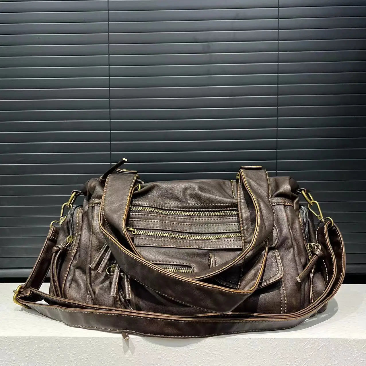 Clara | Retro Olkalaukku – Ajaton Eleganssi Ja Vintage-tyyli