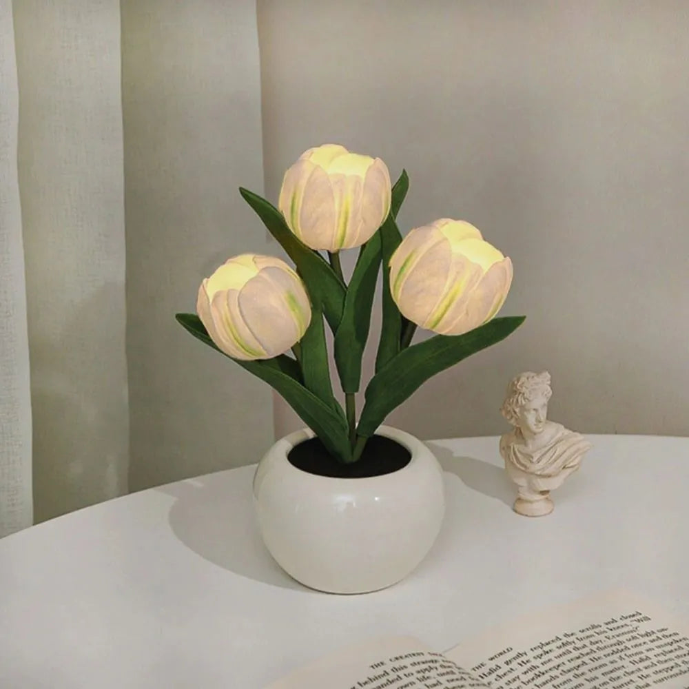 Lampa dekoracyjna Tulipan – Ciepła i wyrafinowana atmosfera 