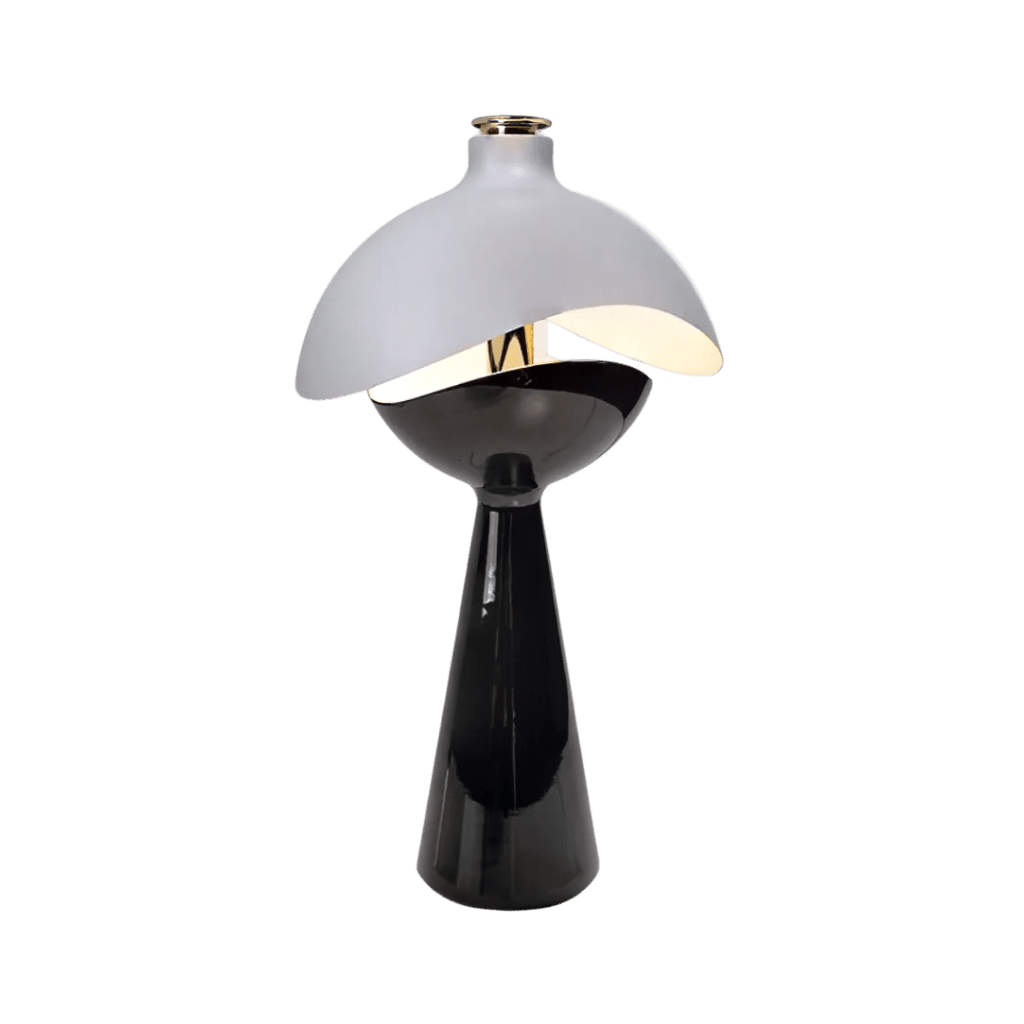 Skulpturerad Bordslampa – Elegans Och Originalitet 