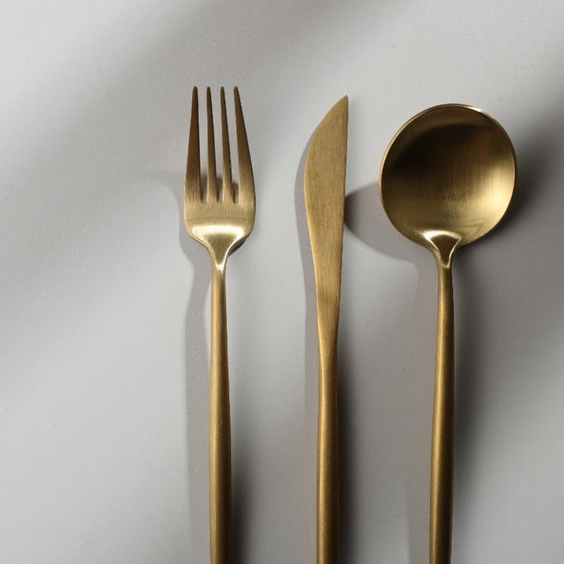 Cutlery Set – Sleek and Functional Style 