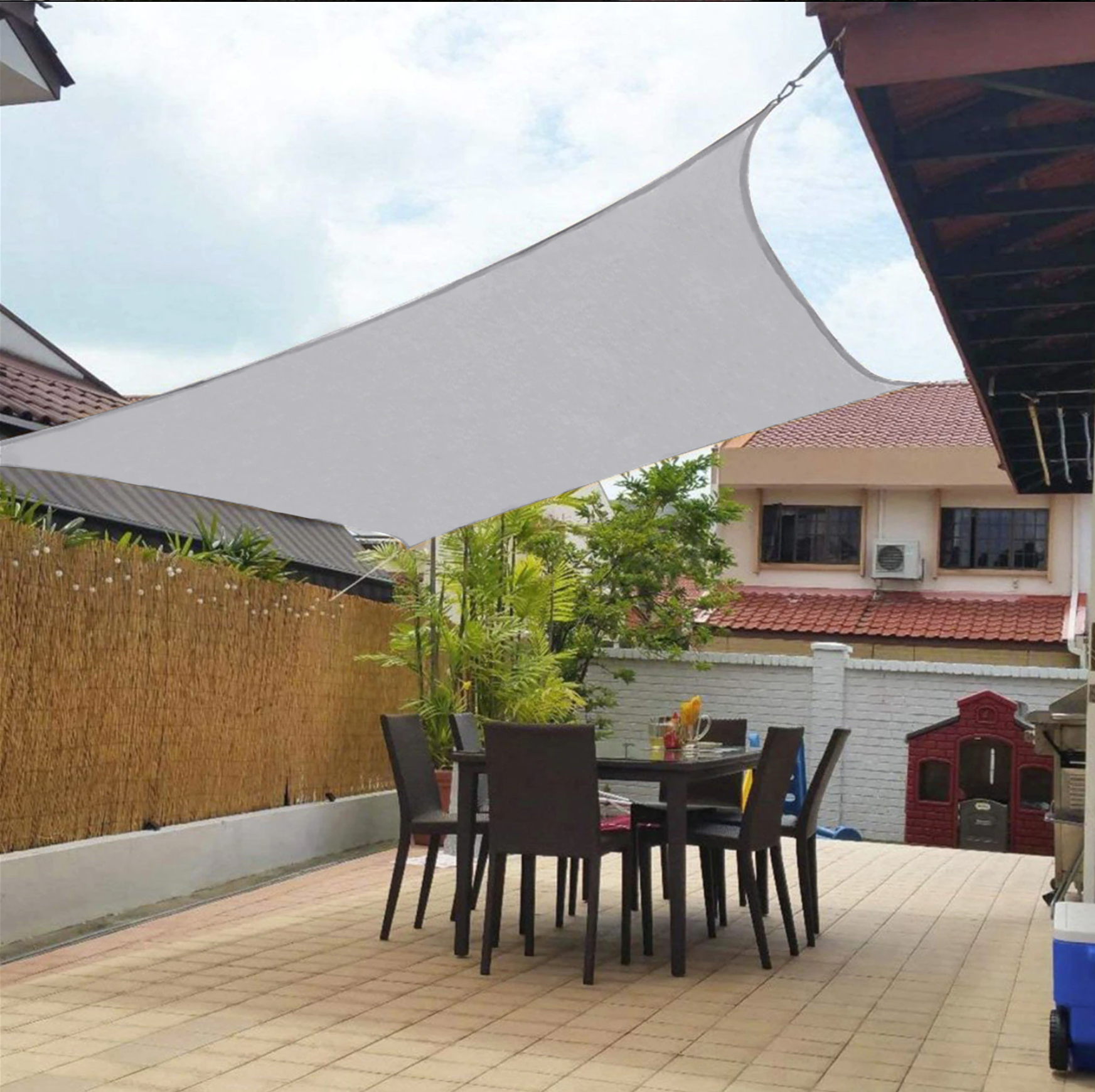 Waterproof Shade Sail – Solar Protection and Elegance for Garden 