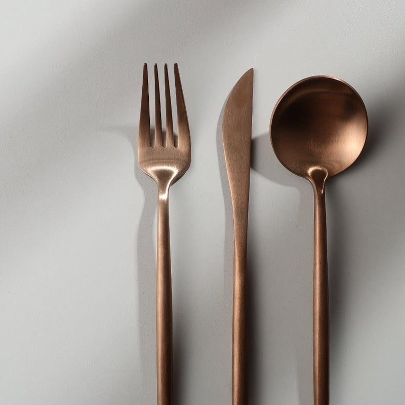Cutlery Set – Sleek and Functional Style 