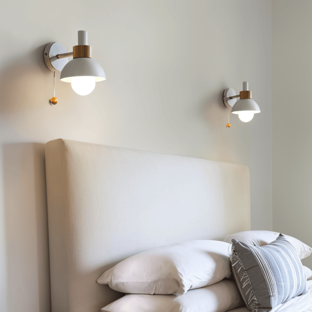 Pastellfarbene Wandleuchte mit Zugschalter - Sanfte Beleuchtung & Moderner Stil