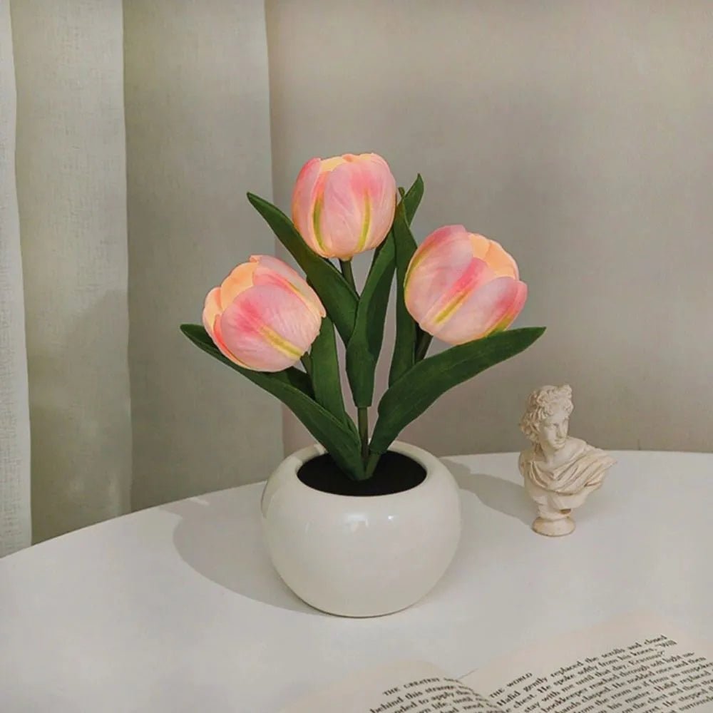 Lampa dekoracyjna Tulipan – Ciepła i wyrafinowana atmosfera 