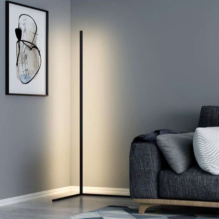 Lampa LED de colț – Iluminare ambientală și design minimalist 