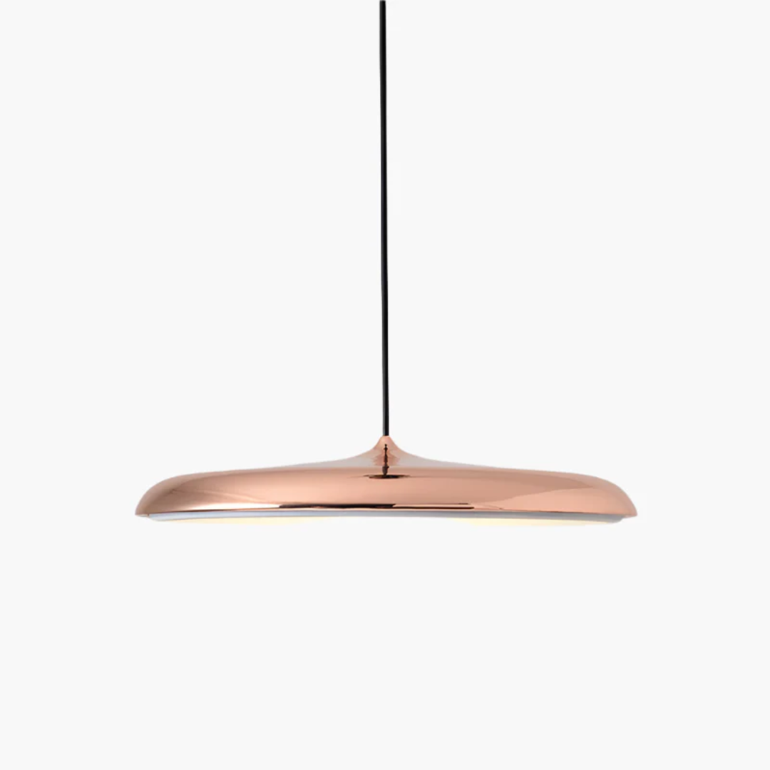 Skandinaavinen riippuvalaisin – minimalistinen eleganssi sisustukseesi 