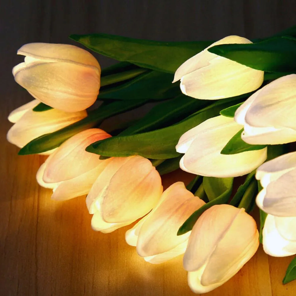 Lampa dekoracyjna Tulipan – Ciepła i wyrafinowana atmosfera 