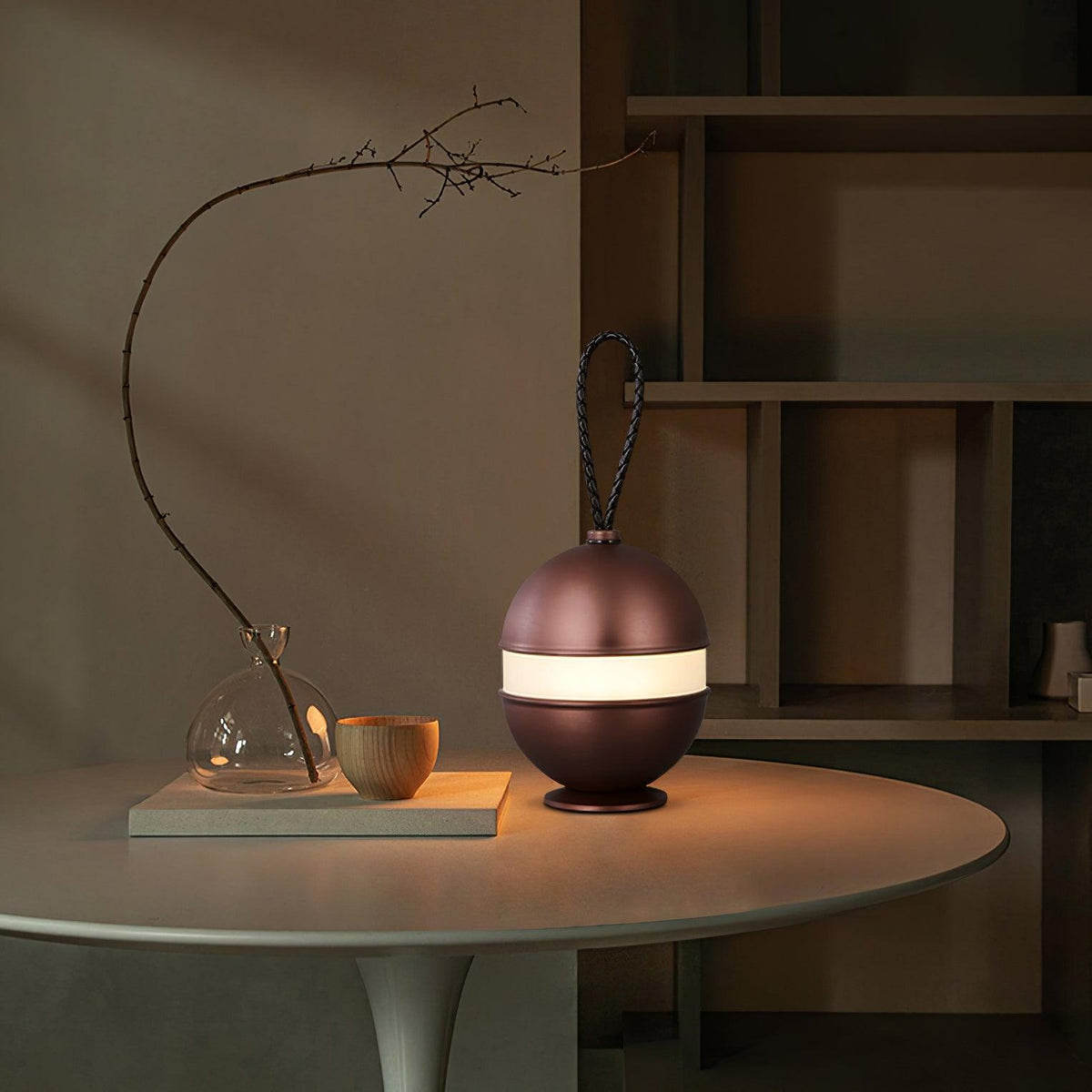 Dobíjacia guľová lampa - elegantný dizajn a relaxačné svetlo