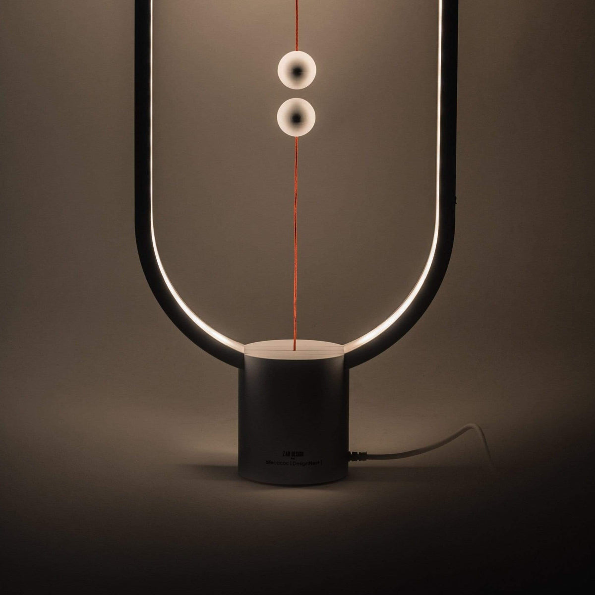 Magnetisk lampa - mångsidig belysning och praktisk fastsättning