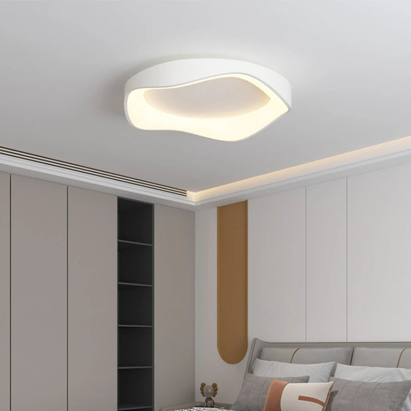 Lampa sufitowa LED asymetryczna – trend i elegancja 