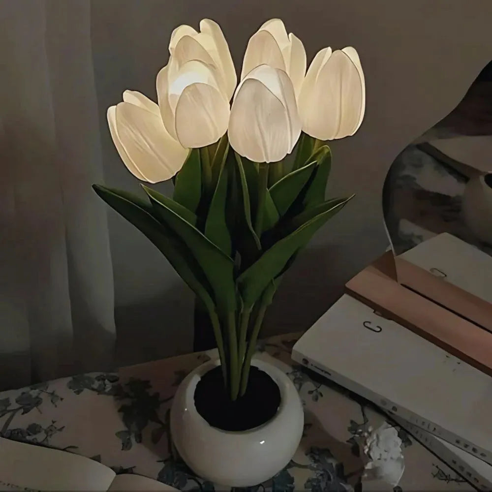 Lampa dekoracyjna Tulipan – Ciepła i wyrafinowana atmosfera 