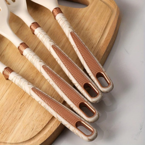 Szilikon főzőedénykészlet - Ellenállás, rugalmasság és modern design