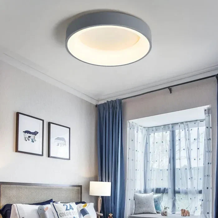 Ceiling Lamp – Sleek Line and Warm Atmosphere 