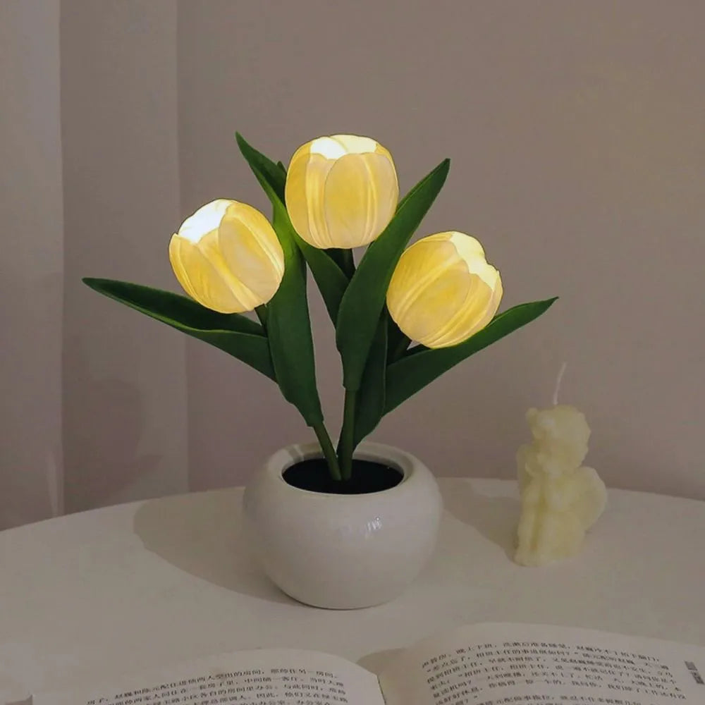 Lampa dekoracyjna Tulipan – Ciepła i wyrafinowana atmosfera 