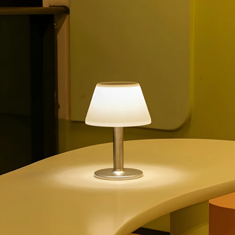 Lampe Solaire De Table Élégante – Style Et Raffinement