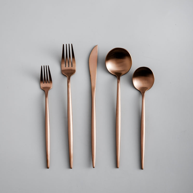 Cutlery Set – Sleek and Functional Style 