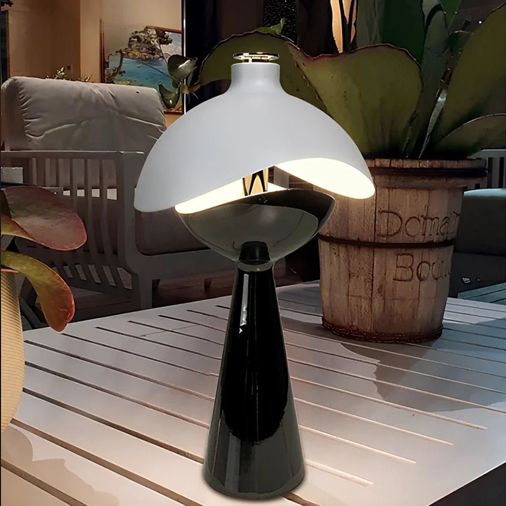 Sculptureret Bordlampe – Elegance Og Originalitet 