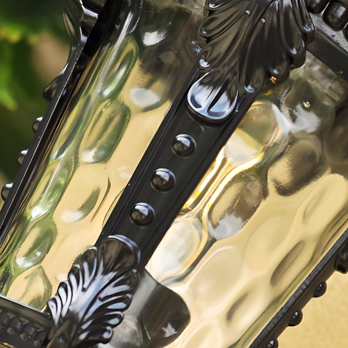 Vintage Vegglampe i Glass – Retro Stil og Utendørs Motstand 