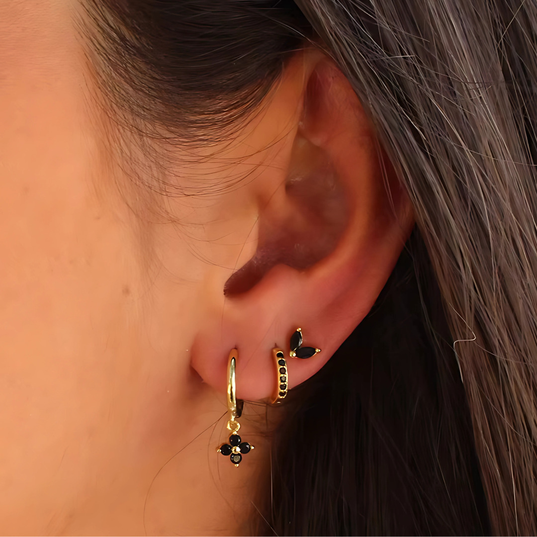 Conjunto de Argolas e Piercings – Versatilidade e Brilho Sutil 