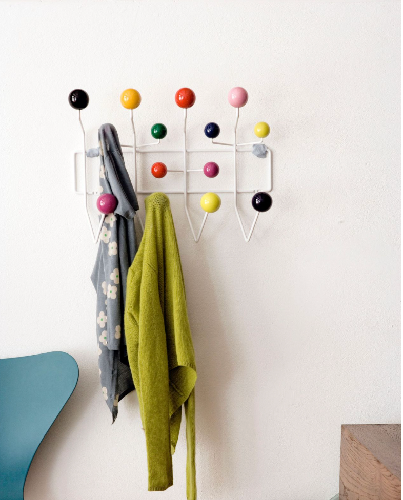 Perchero de pared – Diseño elegante y funcional 