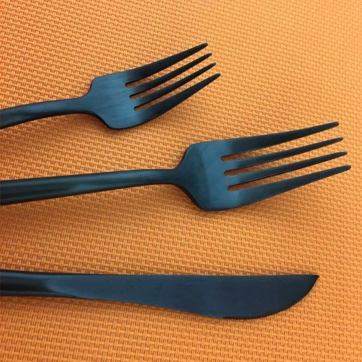 Sammen Sæt Af Luksus Bestik – Til Et Elegant Og Distinkt Bord 