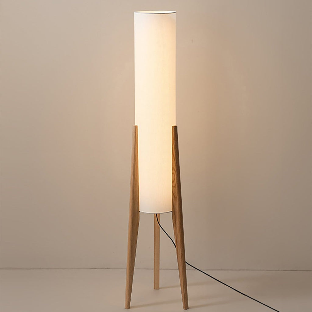 Lampada da Terra – Eleganza Moderna 