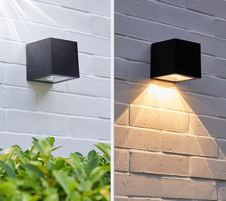 IP65 utendørs solcellelampe - holdbar, miljøvennlig belysning